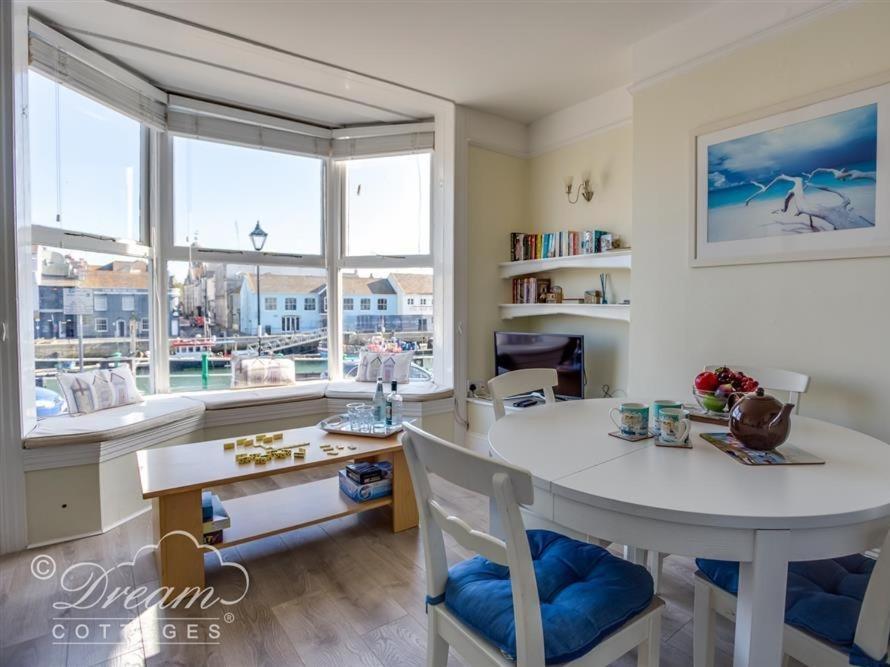 Harbour Edge Holiday home *