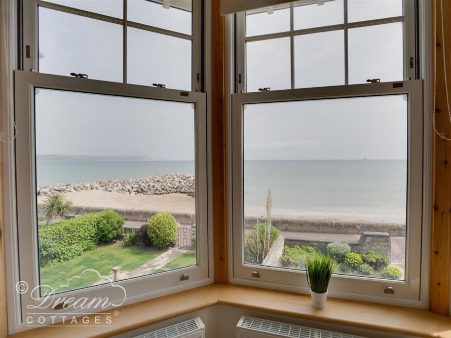 View 3 Weymouth