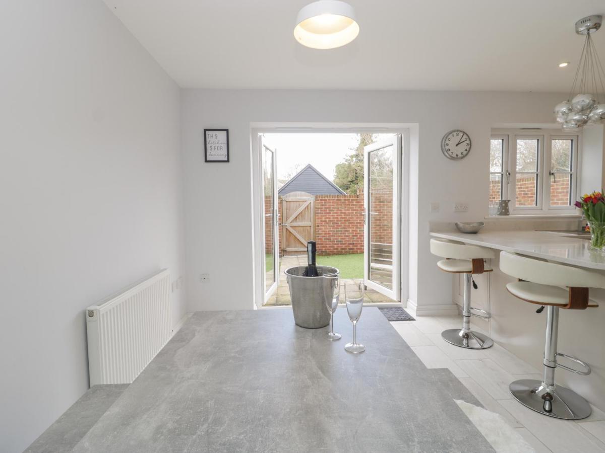 1 Sutton Gate