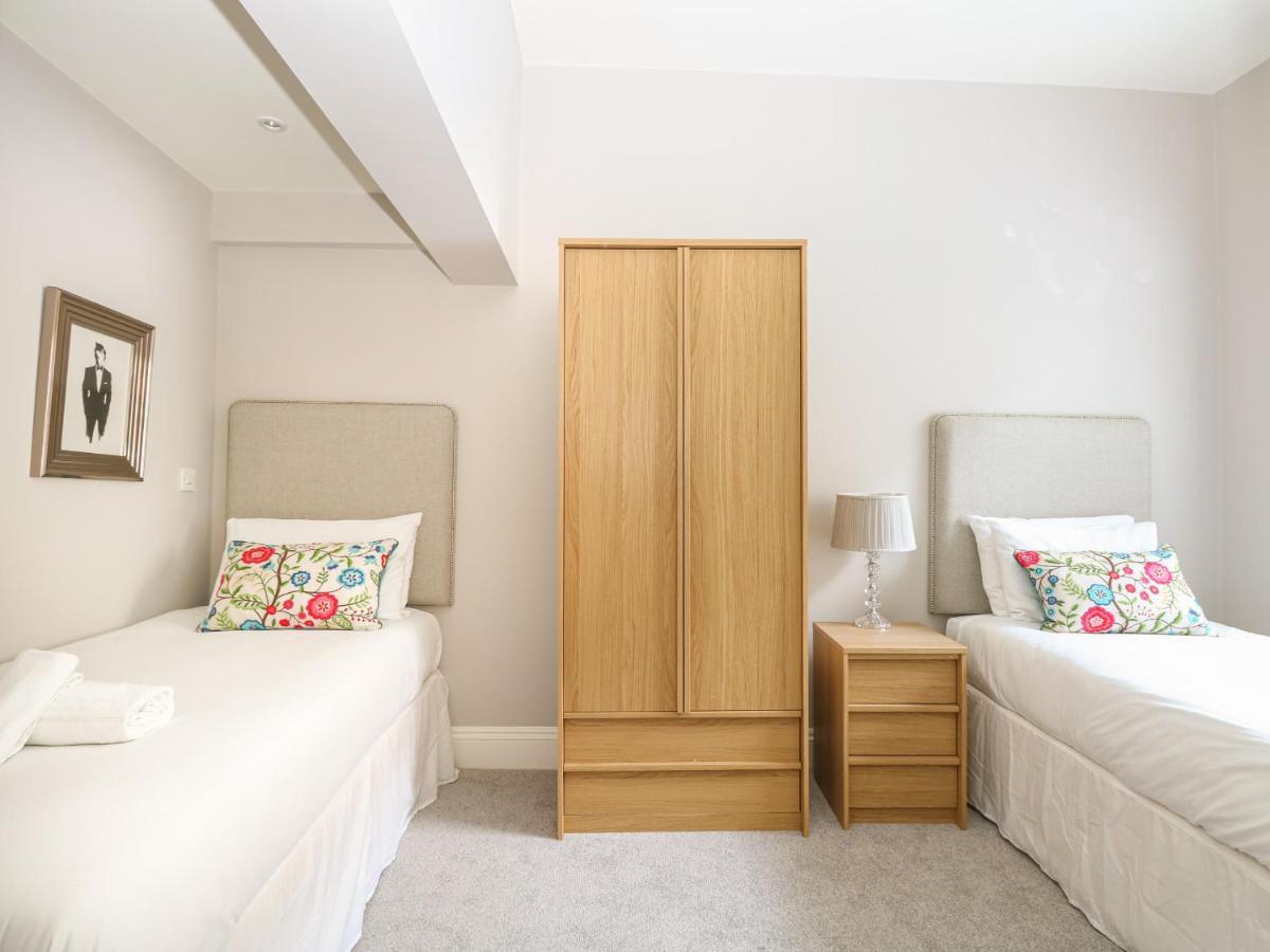 Harbour Watch 2 Apartment