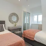 Harbourside Haven Penthouse 1