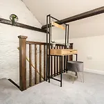 The Apple Loft At Jordan House