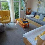 Comfortable Family Caravan In Weymouth