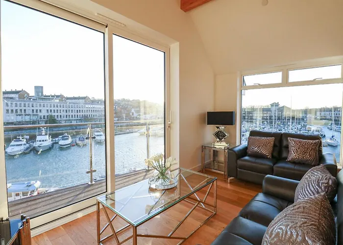 Harbourside Haven Penthouse 1