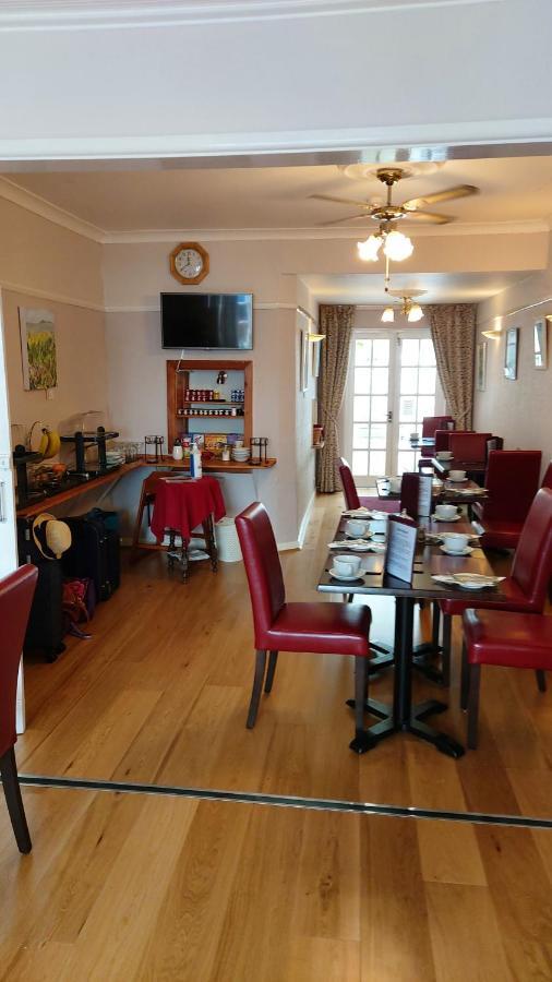The Redcliff Guest house 3*