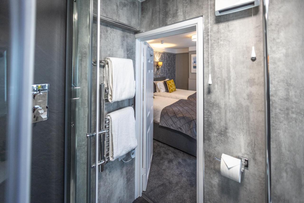 Gloucester House 5*