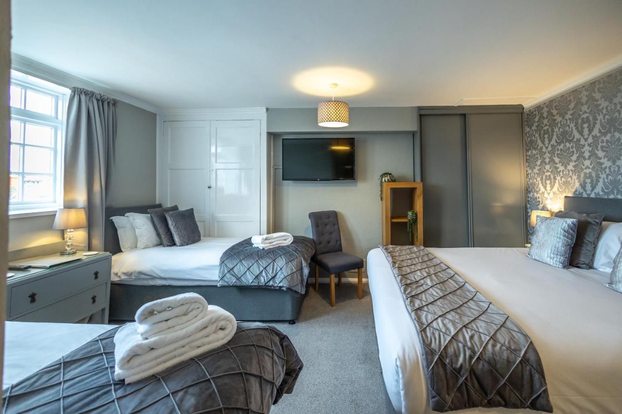 Bed & Breakfast Gloucester House 5*
