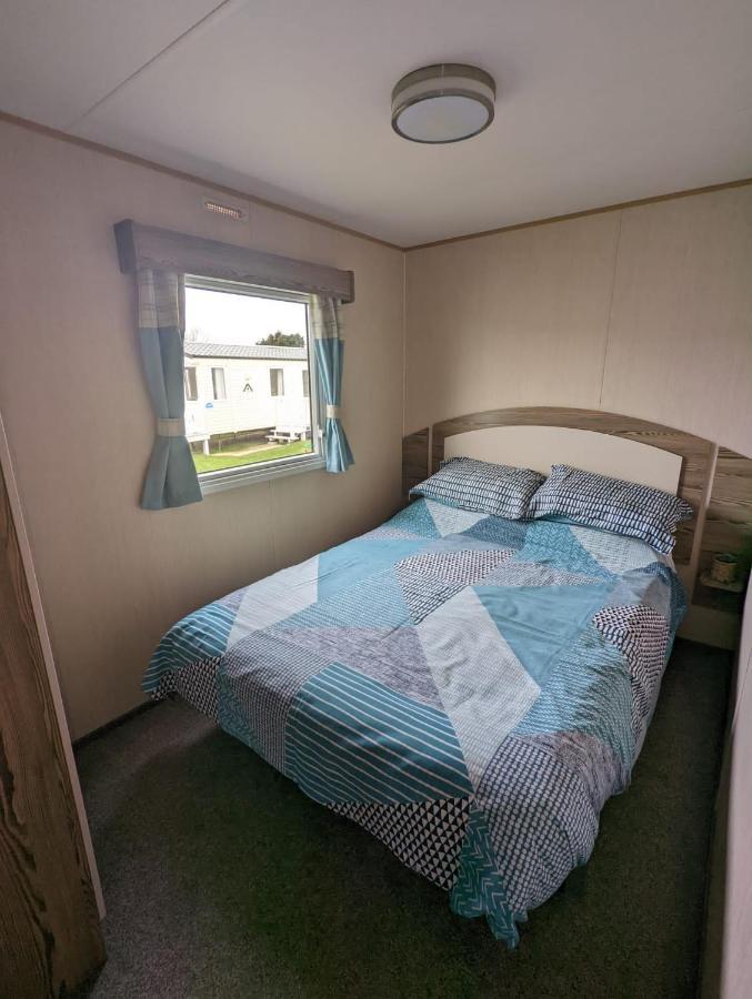Haven Littlesea Sleeps 6