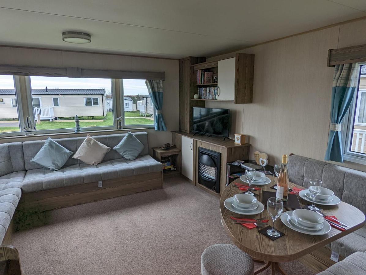 Haven Littlesea Sleeps 6 *
