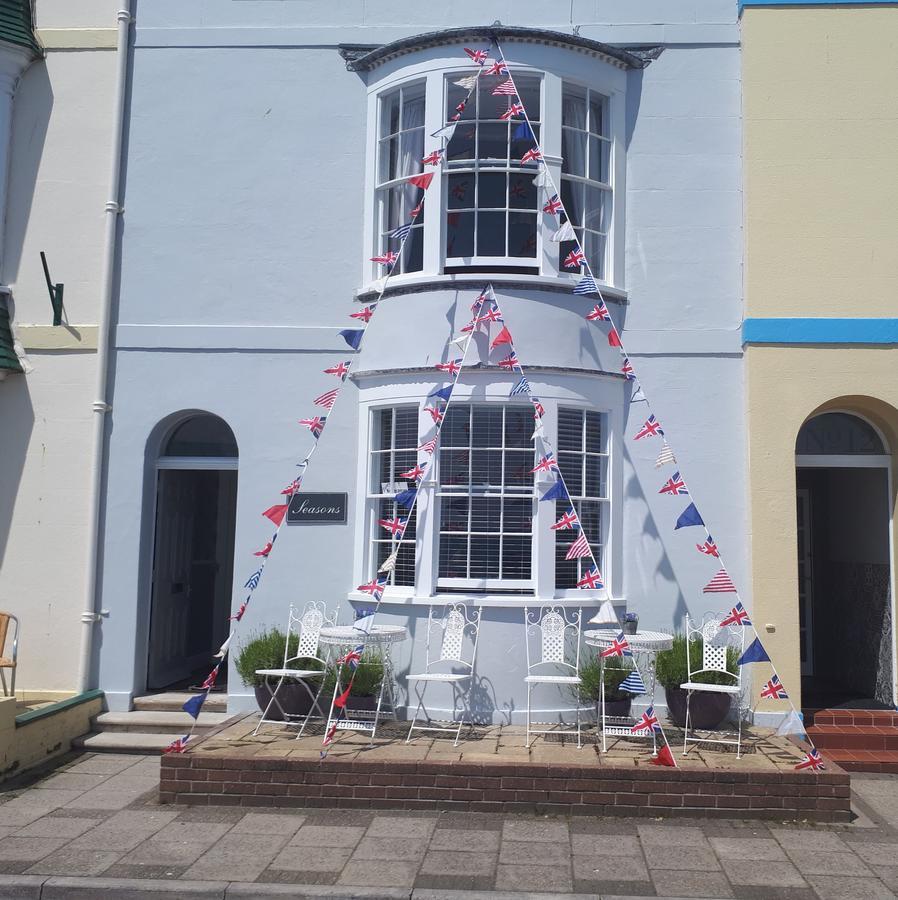 Seasons 2* Weymouth