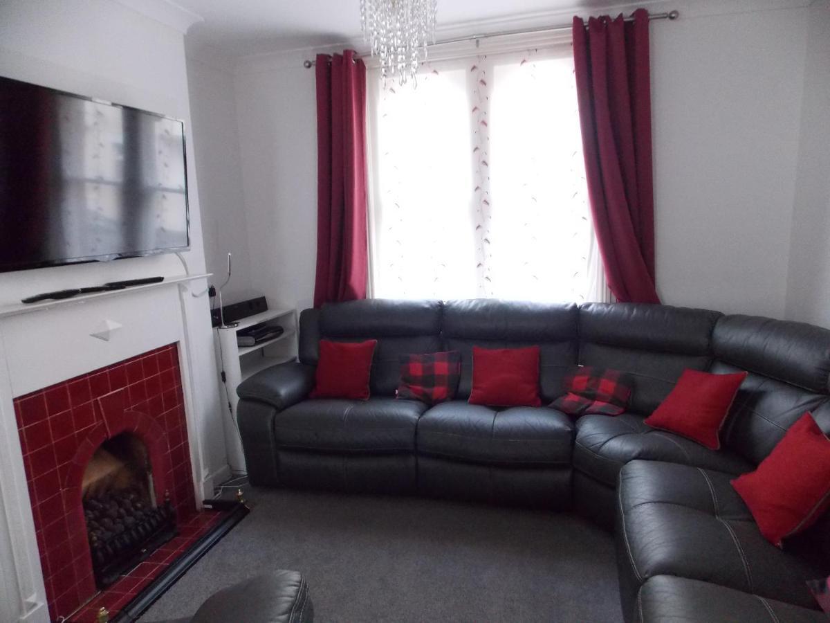 Ocean House - * Weymouth